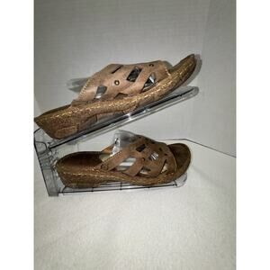 Born Hand Crafted Footwear Tan Leather Sandals Shoes Sz USA 9 40.5M Strappy
